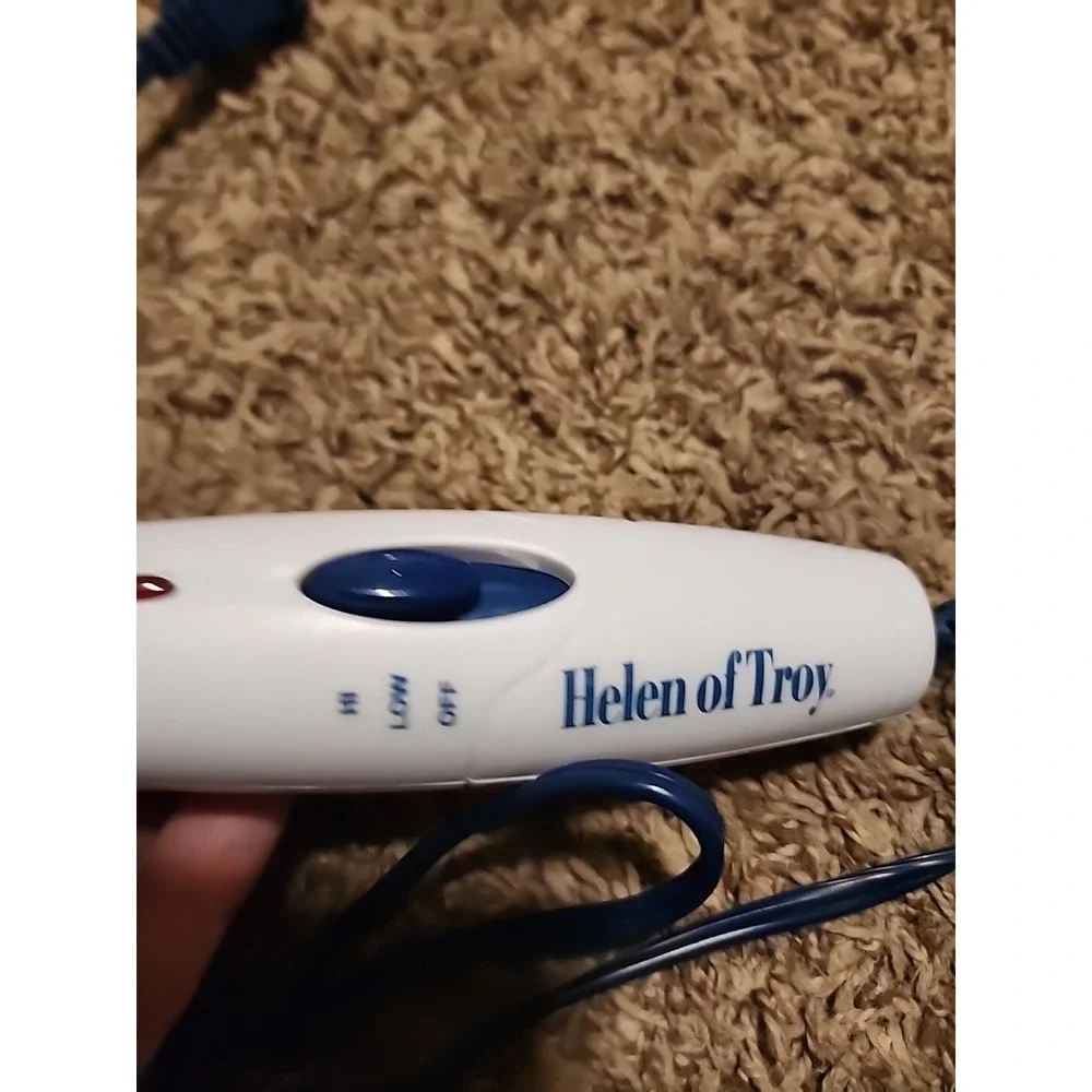 Helen of Troy Salon Edition 1 1/2 Inch Professional‎ Brush Iron SE1514